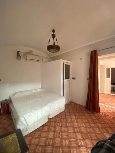 عکس زائرسرا و اقامتگاه سنتی خواهر خورشید