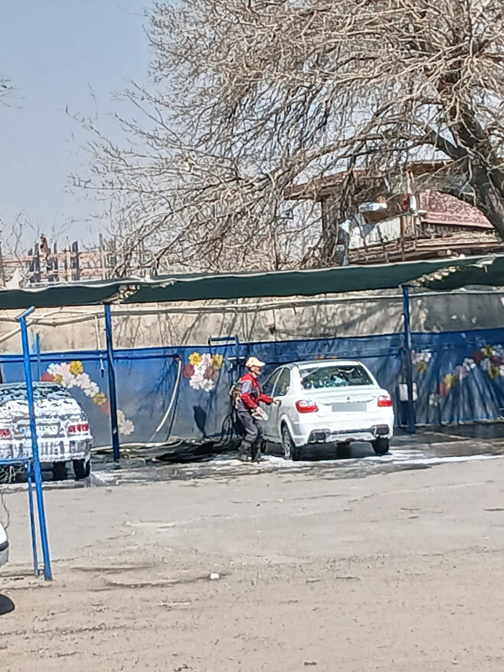 عکس کارواش احسان