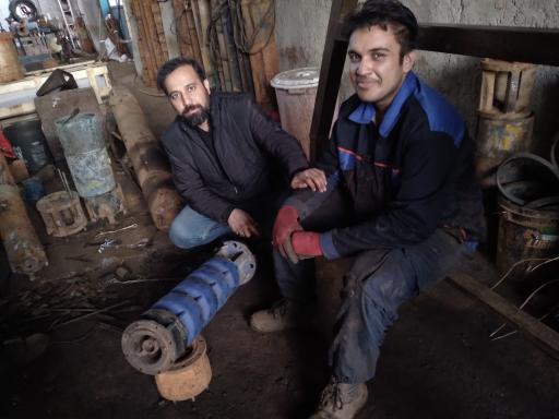 عکس تعمیرات الکتروموتور و پمپ های شناور