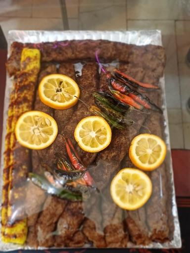 عکس کبابی اعتماد گلپایگان