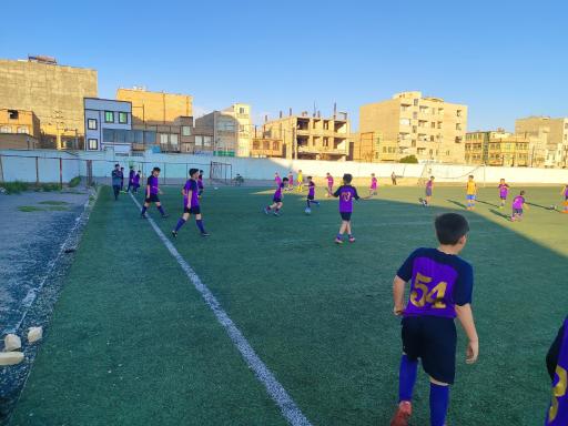 عکس مدرسه فوتبال یاران بهارستان