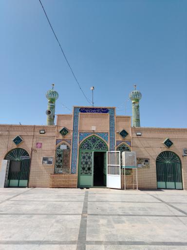 عکس زیارتگاه پیر چراغ بیده