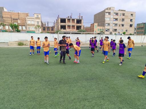 عکس مدرسه فوتبال یاران بهارستان