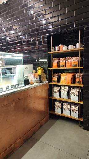 عکس قهوه لمیز شعبه مطهری 