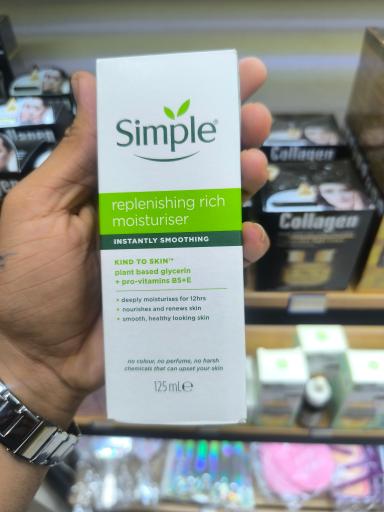 عکس آرایشی ولا