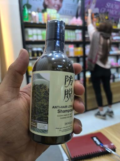 عکس آرایشی ولا