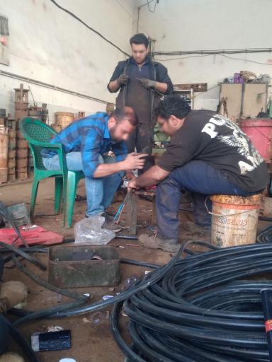 عکس تعمیرات الکتروموتور و پمپ های شناور