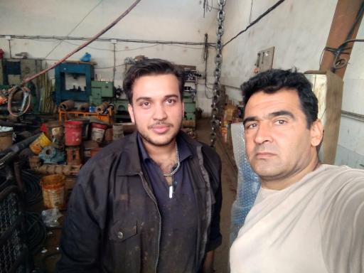 عکس تعمیرات الکتروموتور و پمپ های شناور