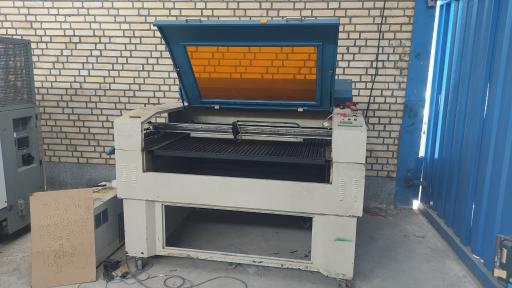 عکس پرتو پرداز افزار نما (اپتیک پرداز)