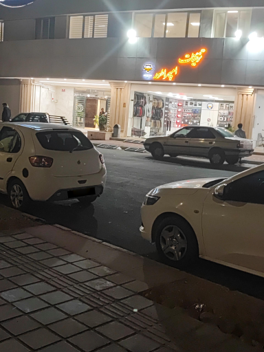 عکس تزئینات خودرو امپراطور