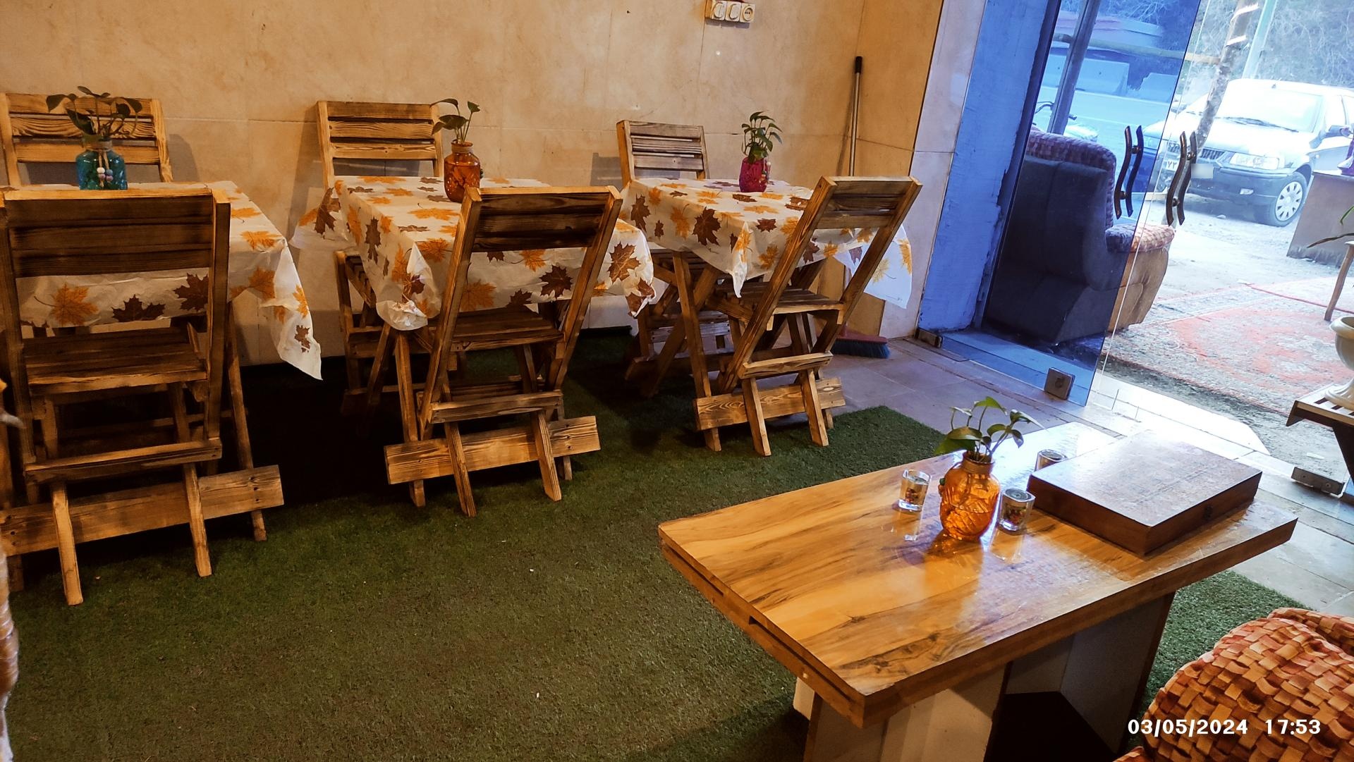 عکس کافه سنتی میلاد