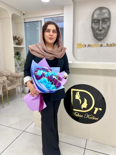 عکس مطب دکتر مهسا کبیری پوست و مو 