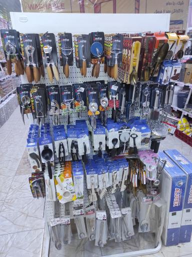 عکس فروشگاه جهیزیه و پلاسکو رزمن