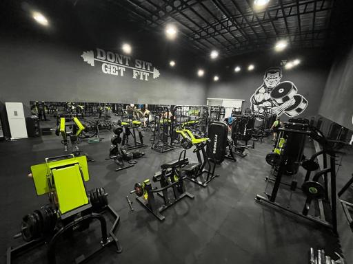 عکس باشگاه ورزشی هاشم عطایی