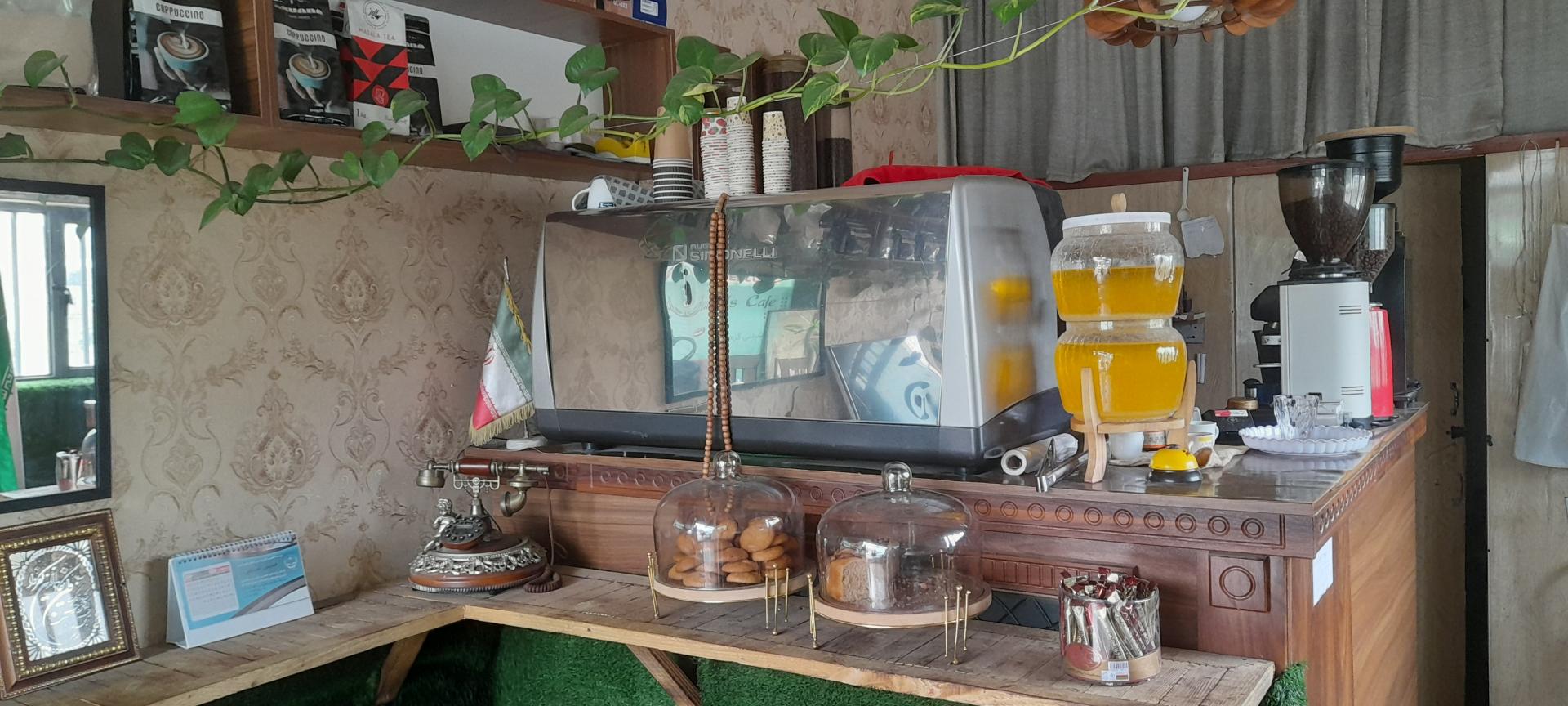 عکس کافه پدر بزرگ