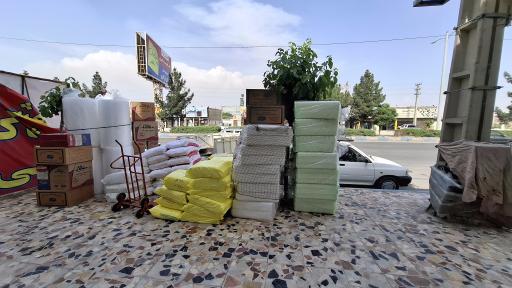 عکس فروشگاه نایلون و ظروف یکبار مصرف یادگاری