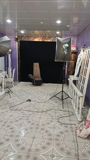 عکس آتلیه عکاسی نیمرخ