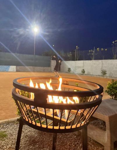 عکس زمین تنیس ماجان