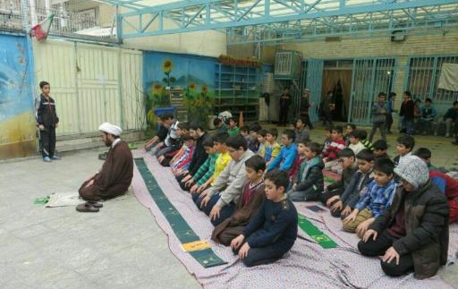 عکس دبستان غیرانتفاعی دخترانه حافظان وحی