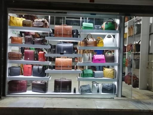 عکس تولیدی گالری چرم تیماج