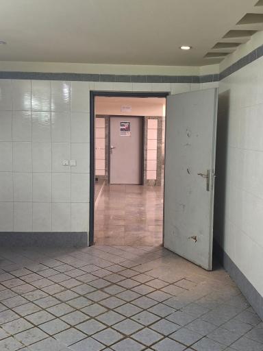 عکس سالن ورزشی دانشگاه ارشاد