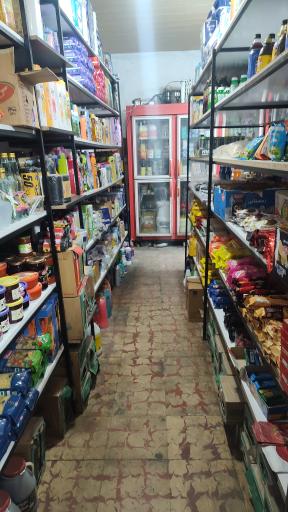 عکس عظیمی مارکت