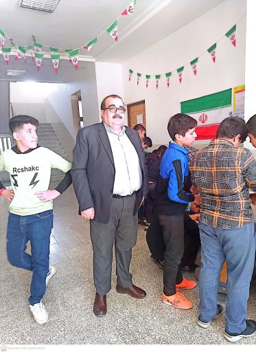 عکس دبیرستان پسرانه اکبر زارعشاهی