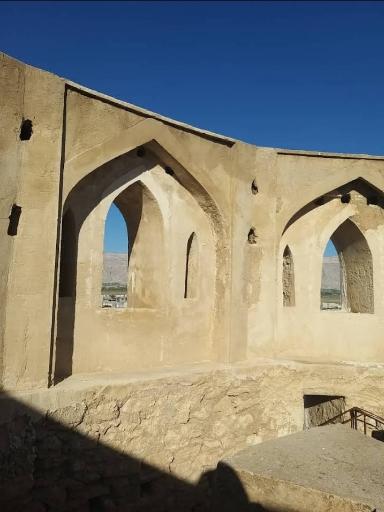 عکس قلعه بردستان