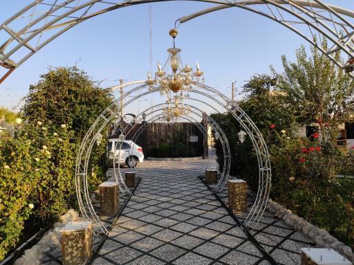 عکس باغ تالار ملکه