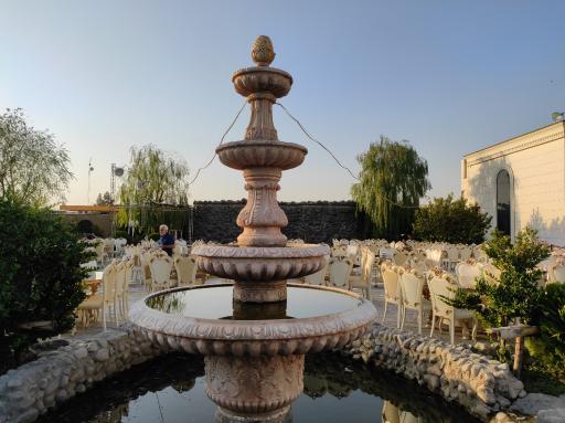 عکس باغ تالار ملکه