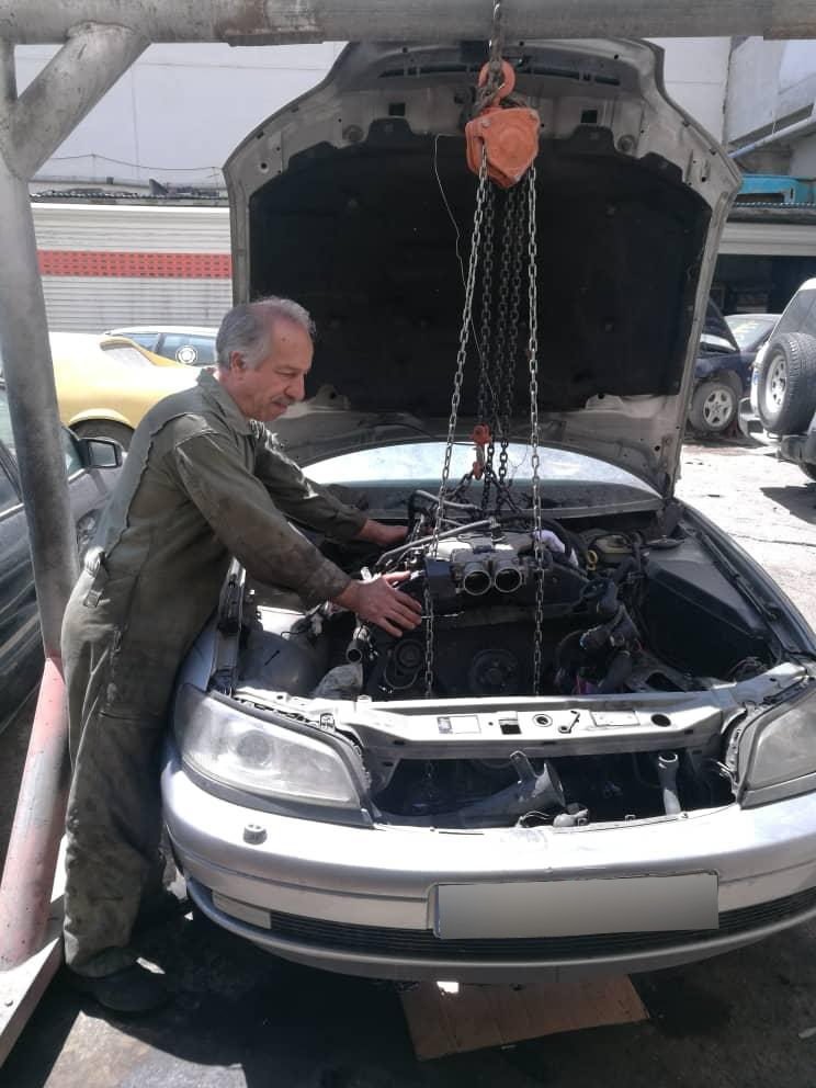 عکس تعمیرگاه آقاخان بیگی