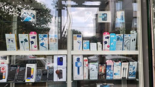 عکس موبایل کریم پور