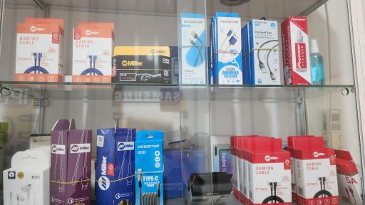 عکس موبایل کریم پور