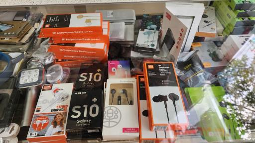 عکس موبایل کریم پور