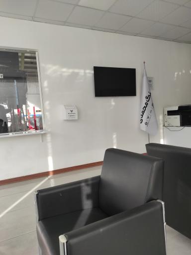 عکس خدمات نمایندگی بهمن موتور محمدی 1744