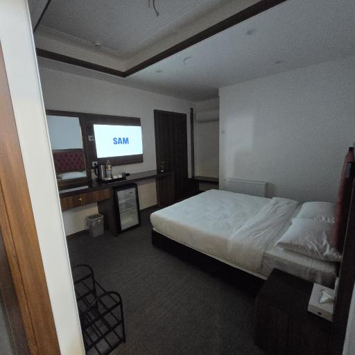 هتل مدینه المعصومه