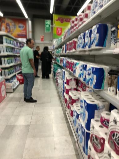 عکس فروشگاه شهروند صادقیه