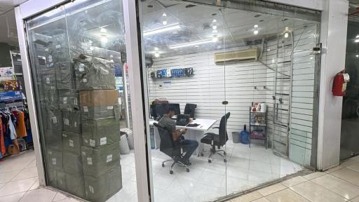 عکس کارگو سرودی