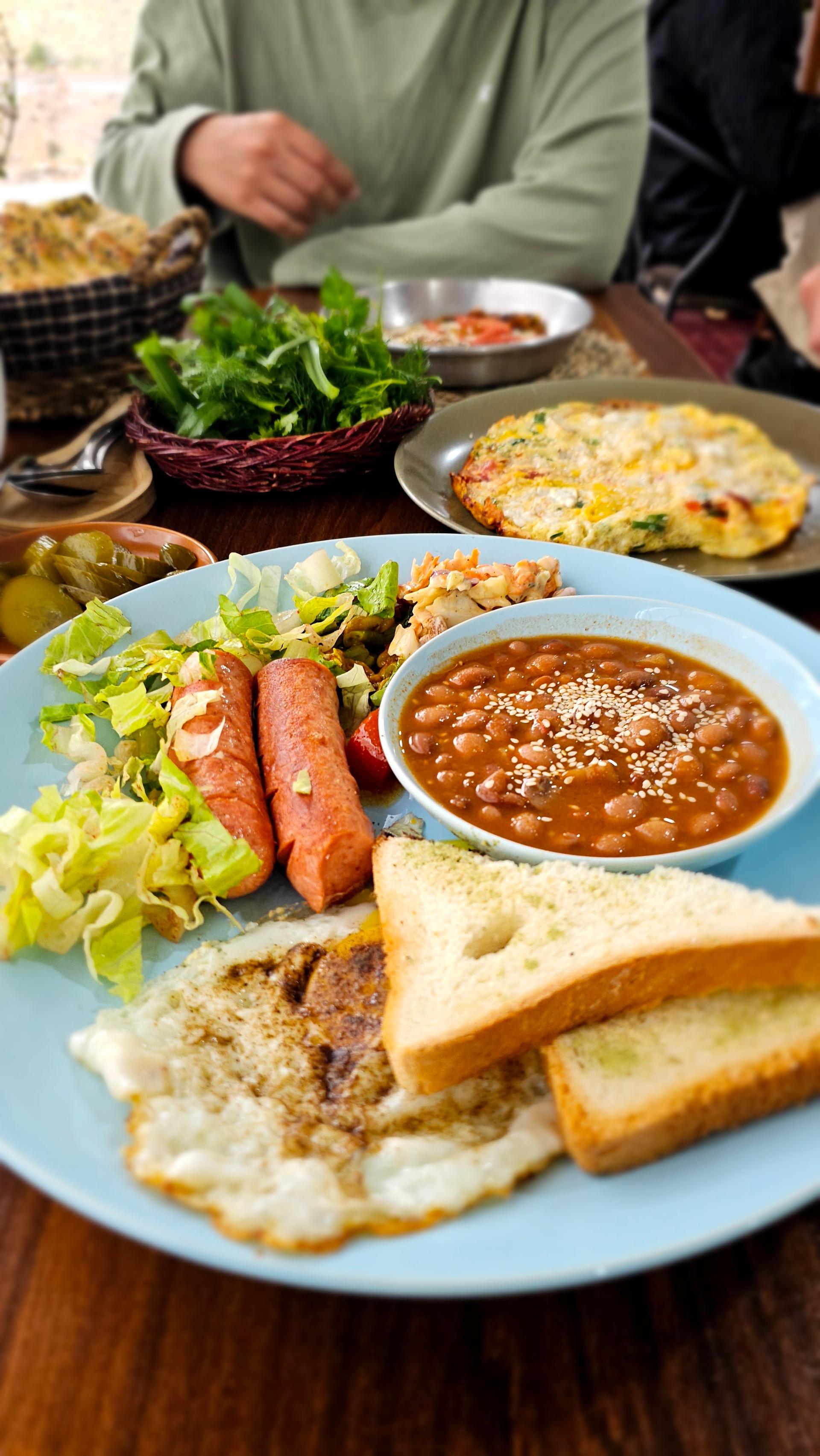 عکس کافه صبحانه راد