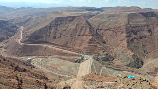 قله دند ارتفاع 2381