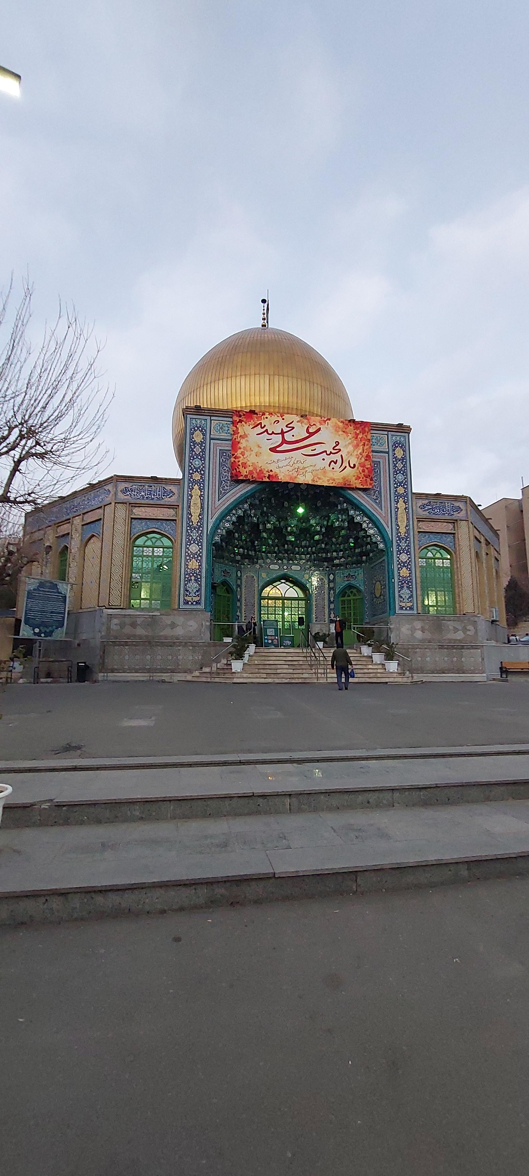 عکس امامزاده صالح بن زین العابدین فرحزاد