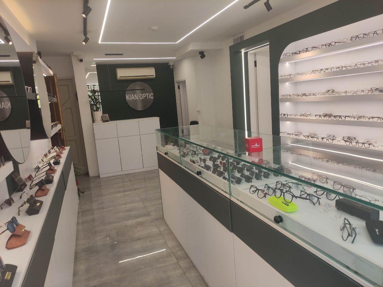 عکس کلینیک اپتومتری و عینک سازی کیان 