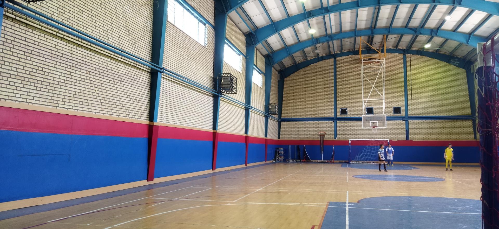 عکس سالن ورزشی شاهد نرگس