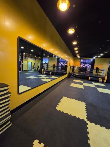 عکس باشگاه ورزشی اکسیر