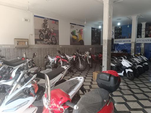 عکس نمایندگی شاهین موتور زنجان 