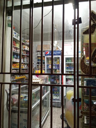 عکس سوپر مارکت شادی