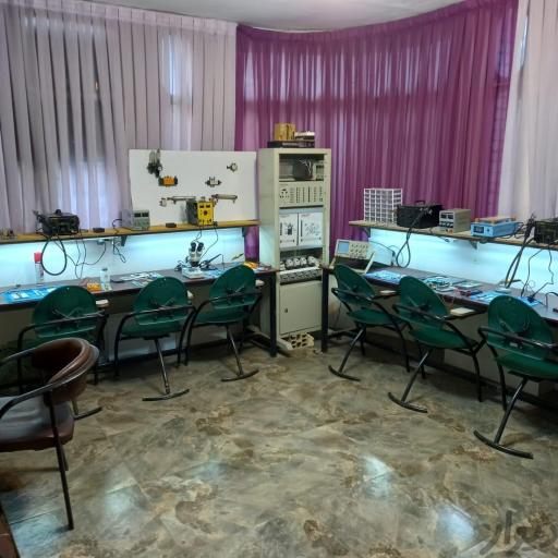 عکس مجتمع آموزشی موبایل ایران