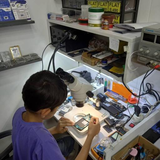 عکس مجتمع آموزشی موبایل ایران