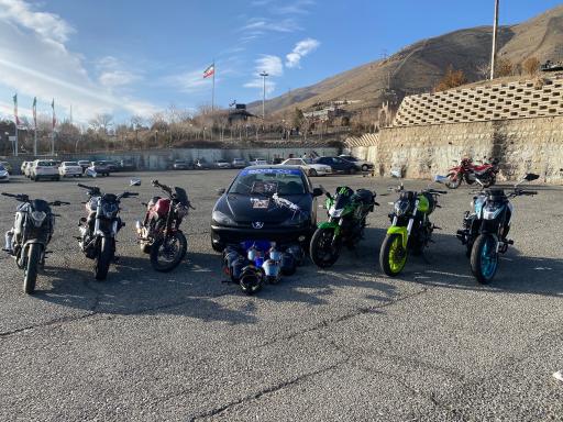 عکس پارکینگ 1 آبشار تهران