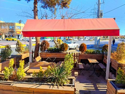 عکس کافی شاپ و آبمیوه سرای ماه عسل